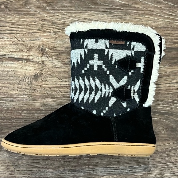 Pendleton Women's Hacienda Bootie Size 10 Spider‎ Rock Boots Black White - Picture 1 of 10